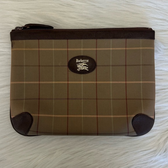 BURBERRY NOVA CHECK CLUTCH BAG